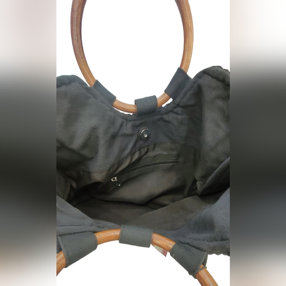 ❤️ NWT CIRCUS BY SAM EDELMAN BLACK CROCHET BAG WOODEN HANDLE PURSE - Picture 8 of 11